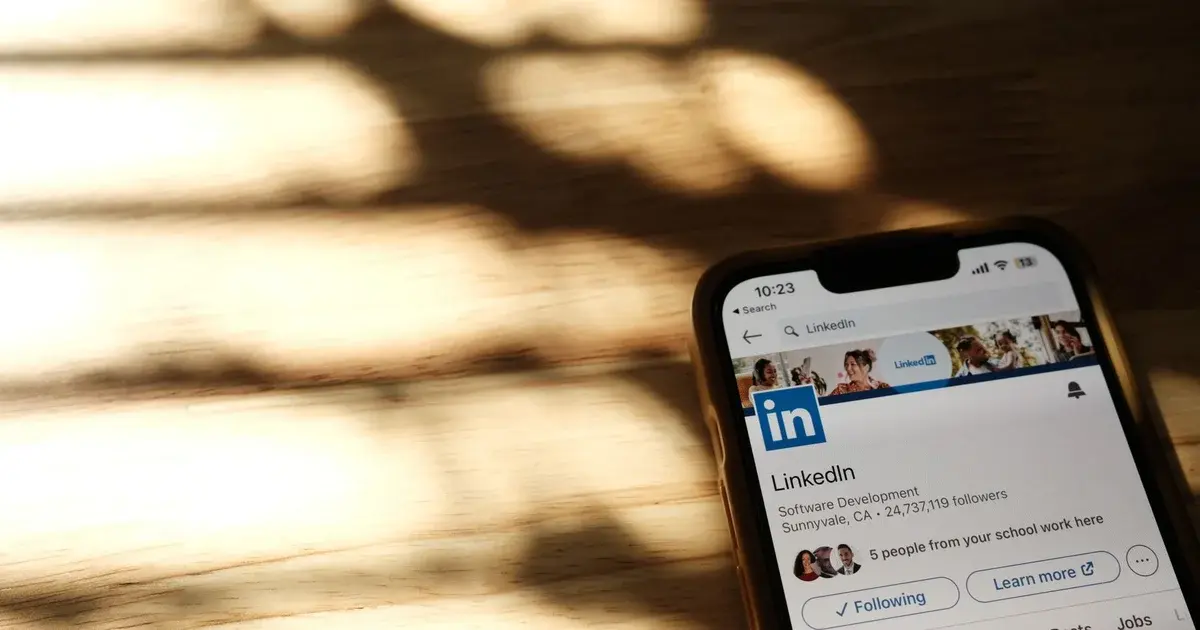Workflow Komentar LinkedIn yang Konsisten tanpa Engagement Palsu